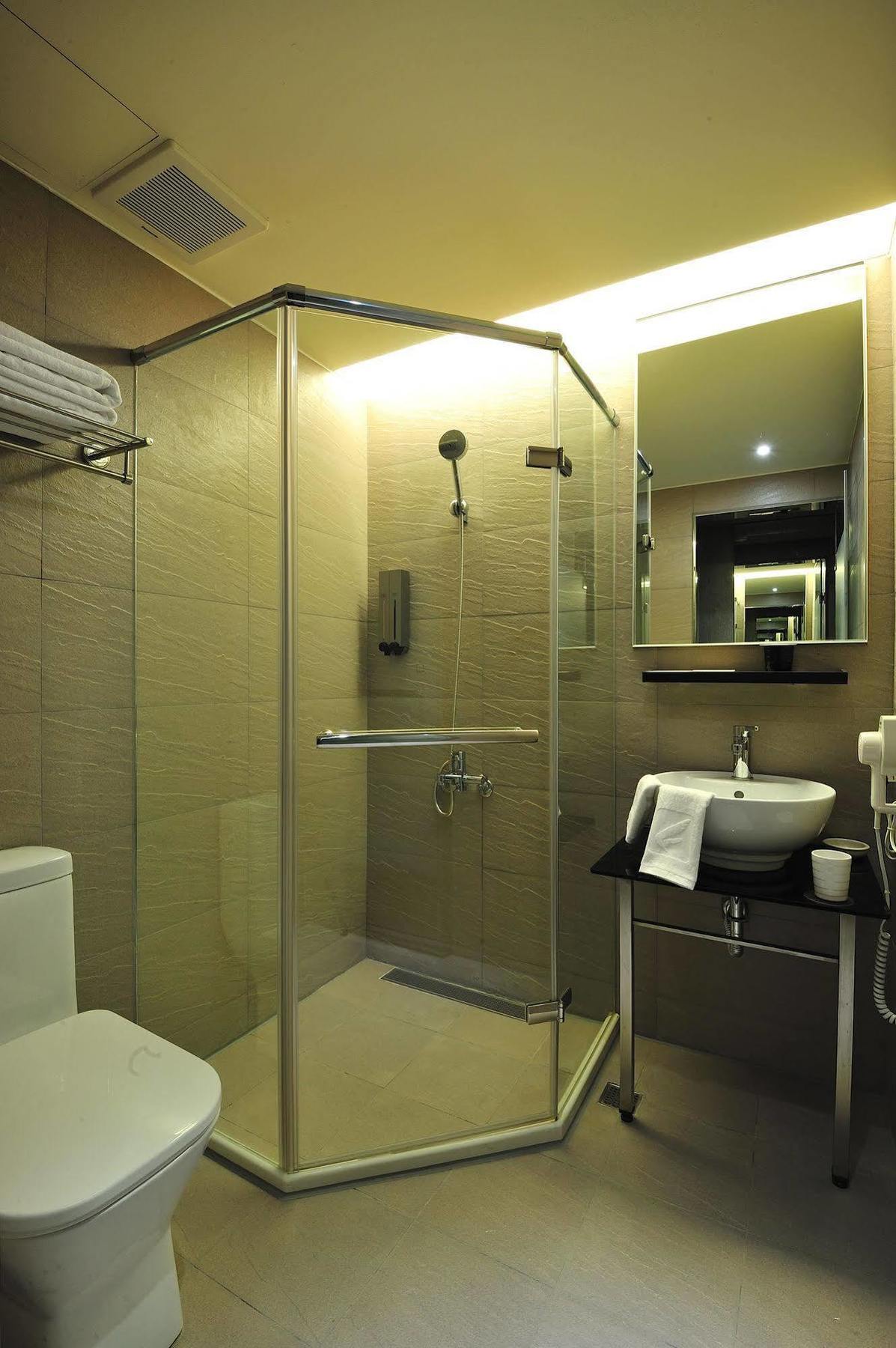 Forward Suites II Taipéi Exterior foto